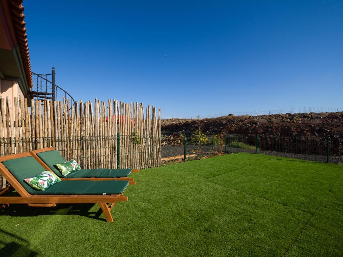 Private Terrace Majanicho Home -Garden & Pool La Oliva Exterior photo