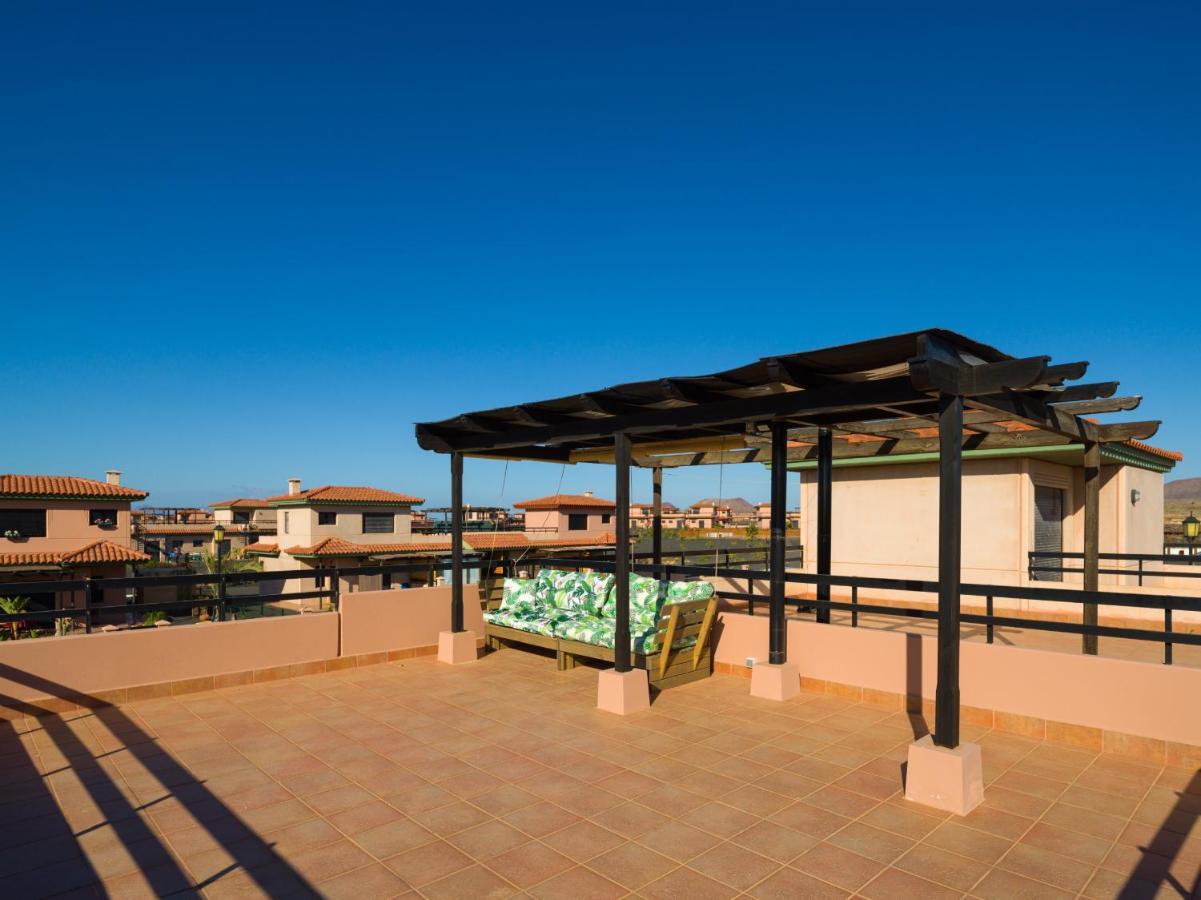 Private Terrace Majanicho Home -Garden & Pool La Oliva Exterior photo