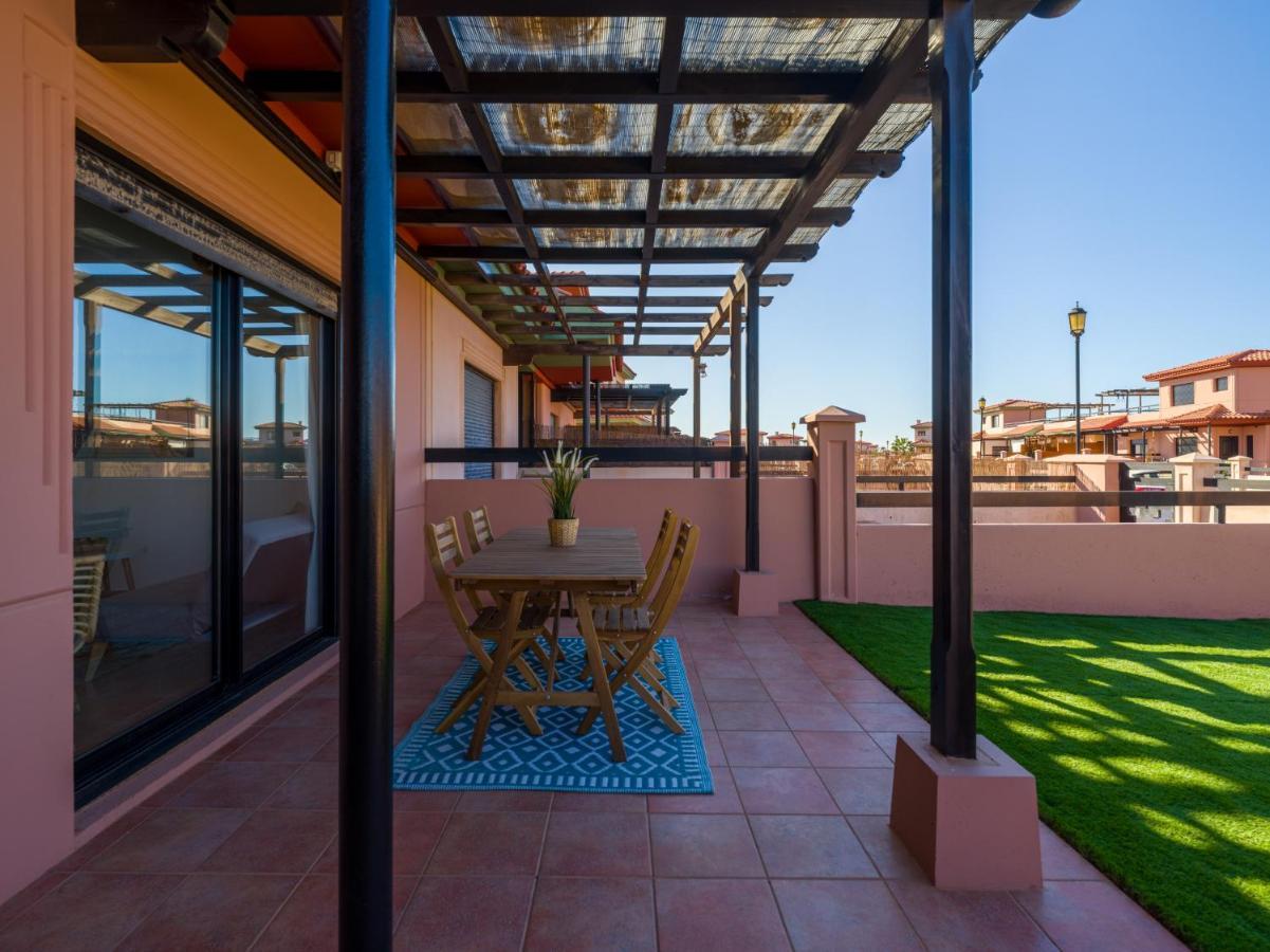 Private Terrace Majanicho Home -Garden & Pool La Oliva Exterior photo